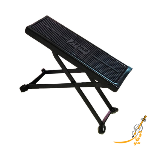 زیر پایی آریانا